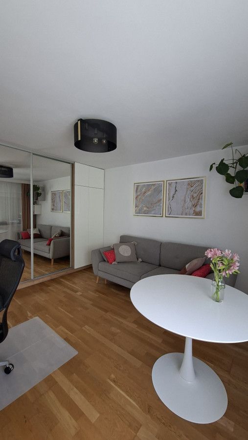 Warszawa Wola, ul. Józefa Sowińskiego Mieszkanie - 2 pokoje - 38 m² - 4 piętro