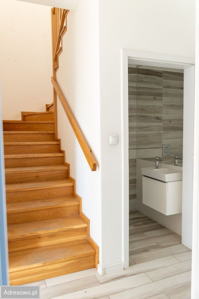 dom szeregowy, 5 pokoi Lusówko Rozalin, ul. Agawy. Zdjęcie 12