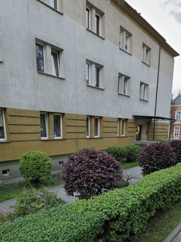 Mieszkanie 2-pokojowe Świętochłowice Centrum, ul. Konstytucji 1997 roku. Zdjęcie 1
