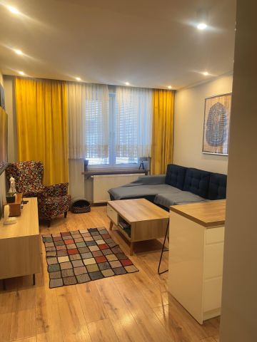 Mieszkanie 3-pokojowe Radom Osiedle XV-lecia, ul. Filtrowa. Zdjęcie 1