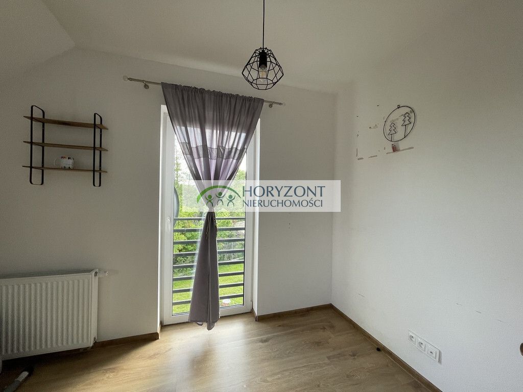 bliźniak, 5 pokoi Leźno. Zdjęcie 16