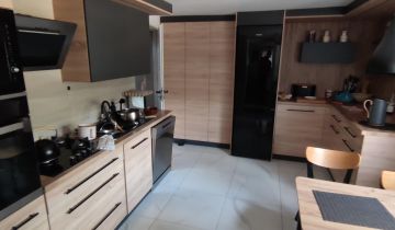 dom wolnostojący, 6 pokoi Jaksice, Jaksice