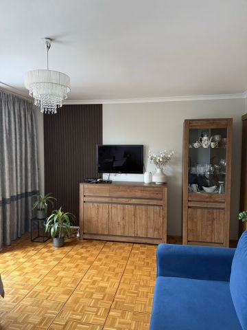 Mieszkanie 3-pokojowe Pińczów, ul. Grunwaldzka. Zdjęcie 1