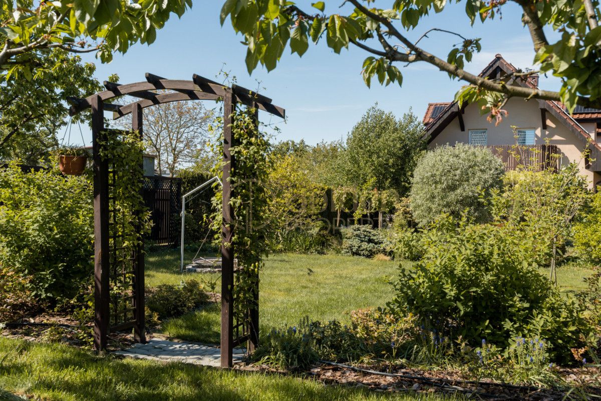 bliźniak, 15 pokoi Dębogórze. Zdjęcie 22