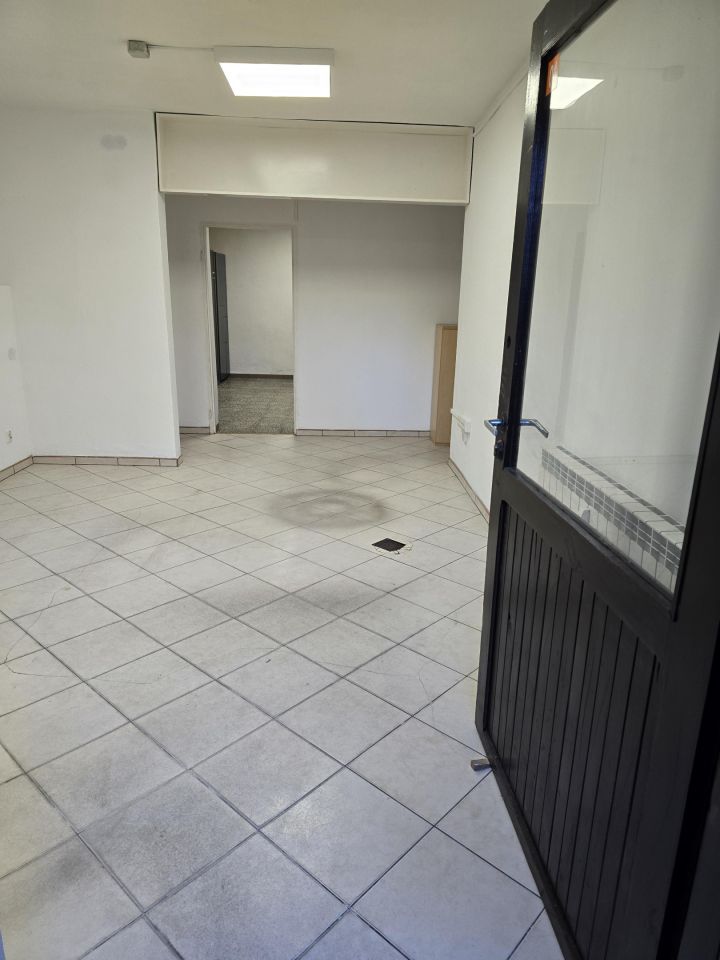 Lokal Częstochowa Północ, al. Aleja Wyzwolenia. Zdjęcie 4