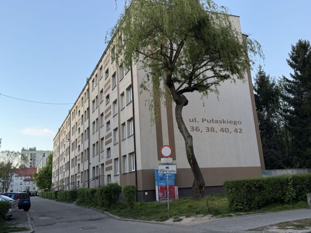 Mieszkanie 1-pokojowe Bytom, ul. Kazimierza Pułaskiego. Zdjęcie 1