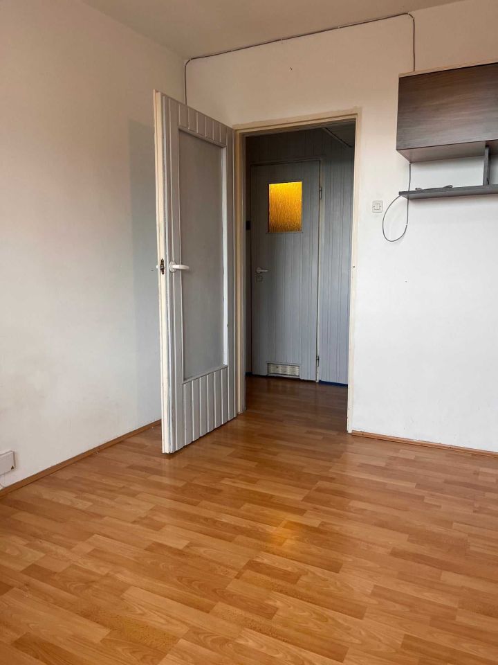 Mieszkanie 3-pokojowe Kraków Nowa Huta, os. Dywizjonu 303. Zdjęcie 3