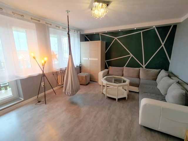 Mieszkanie 2-pokojowe Jelenia Góra Zabobrze, ul. Jana Kiepury. Zdjęcie 2