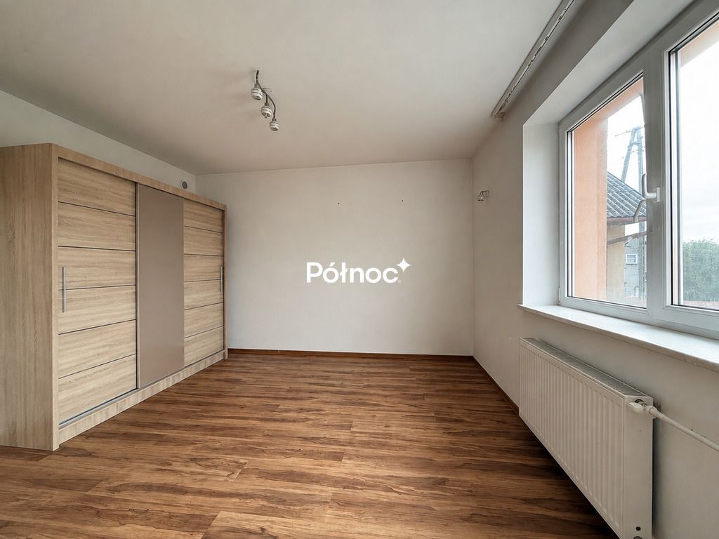 dom wolnostojący, 1 pokój Zagórze. Zdjęcie 5