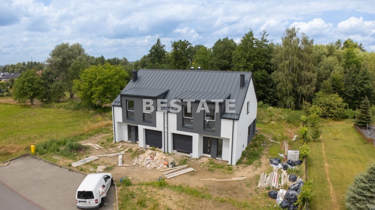 bliźniak, 5 pokoi Tarnowiec, ul. Nadbrzeżna. Zdjęcie 2