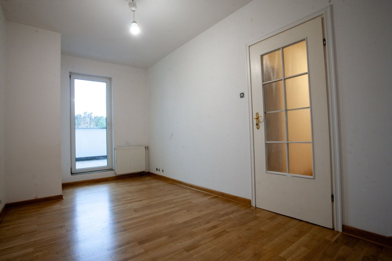 Mieszkanie 5-pokojowe Warszawa Nowodwory, ul. Strumykowa. Zdjęcie 4