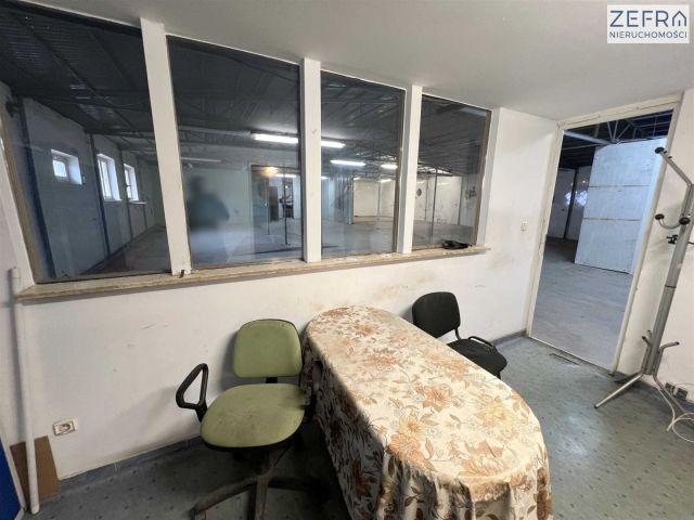 Hala/magazyn Liszki. Zdjęcie 11