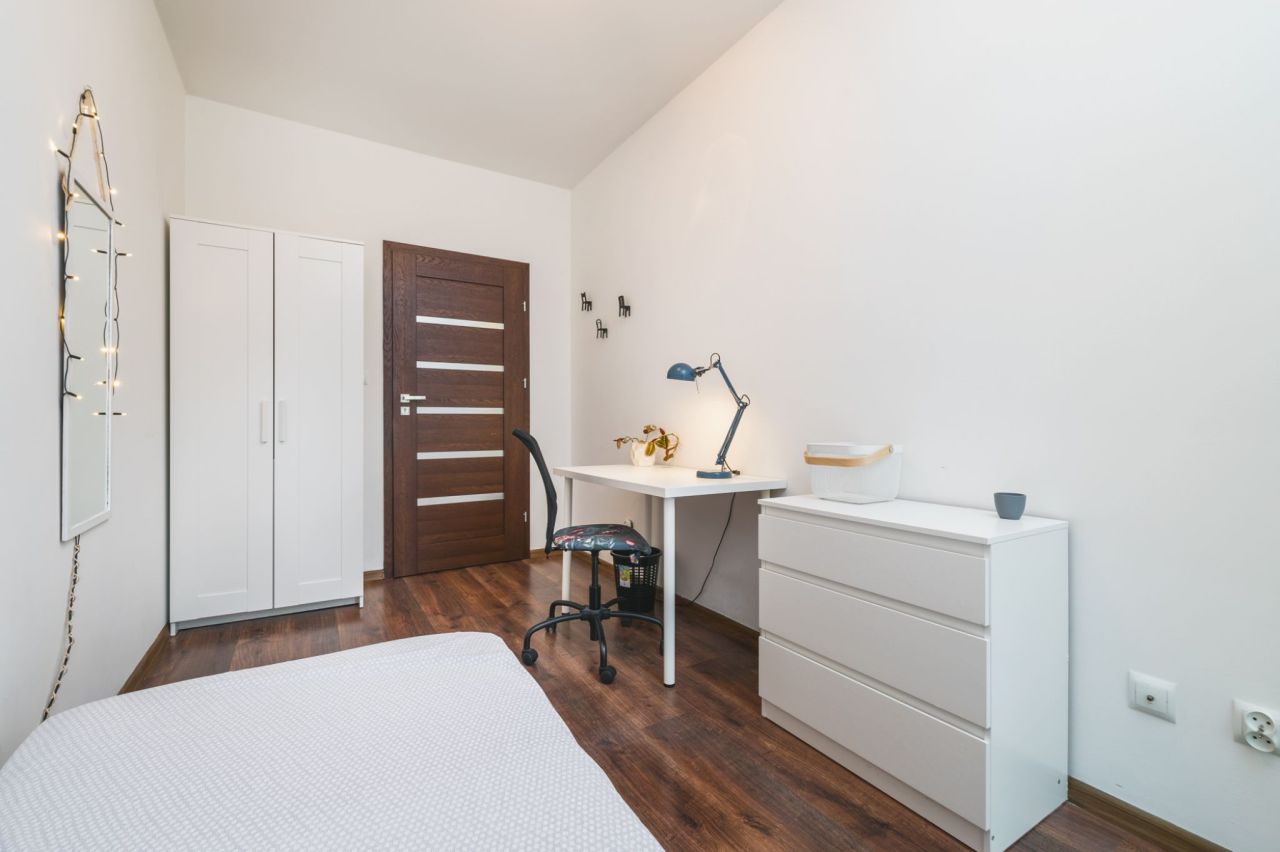 Mieszkanie 3-pokojowe Kraków, ul. Tadeusza Szafrana. Zdjęcie 9