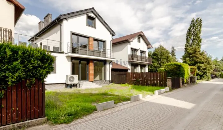 dom szeregowy, 7 pokoi Wrocław Nowy Dwór, ul. Witolda Gombrowicza