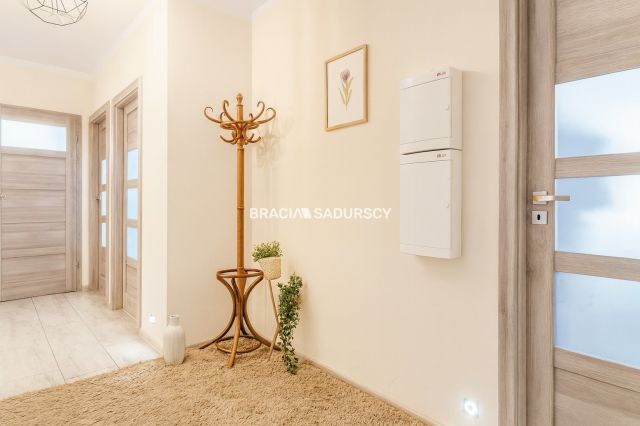 Mieszkanie 4-pokojowe Kraków Podgórze Duchackie, ul. Przyjaźni Polsko-Węgierskiej. Zdjęcie 17