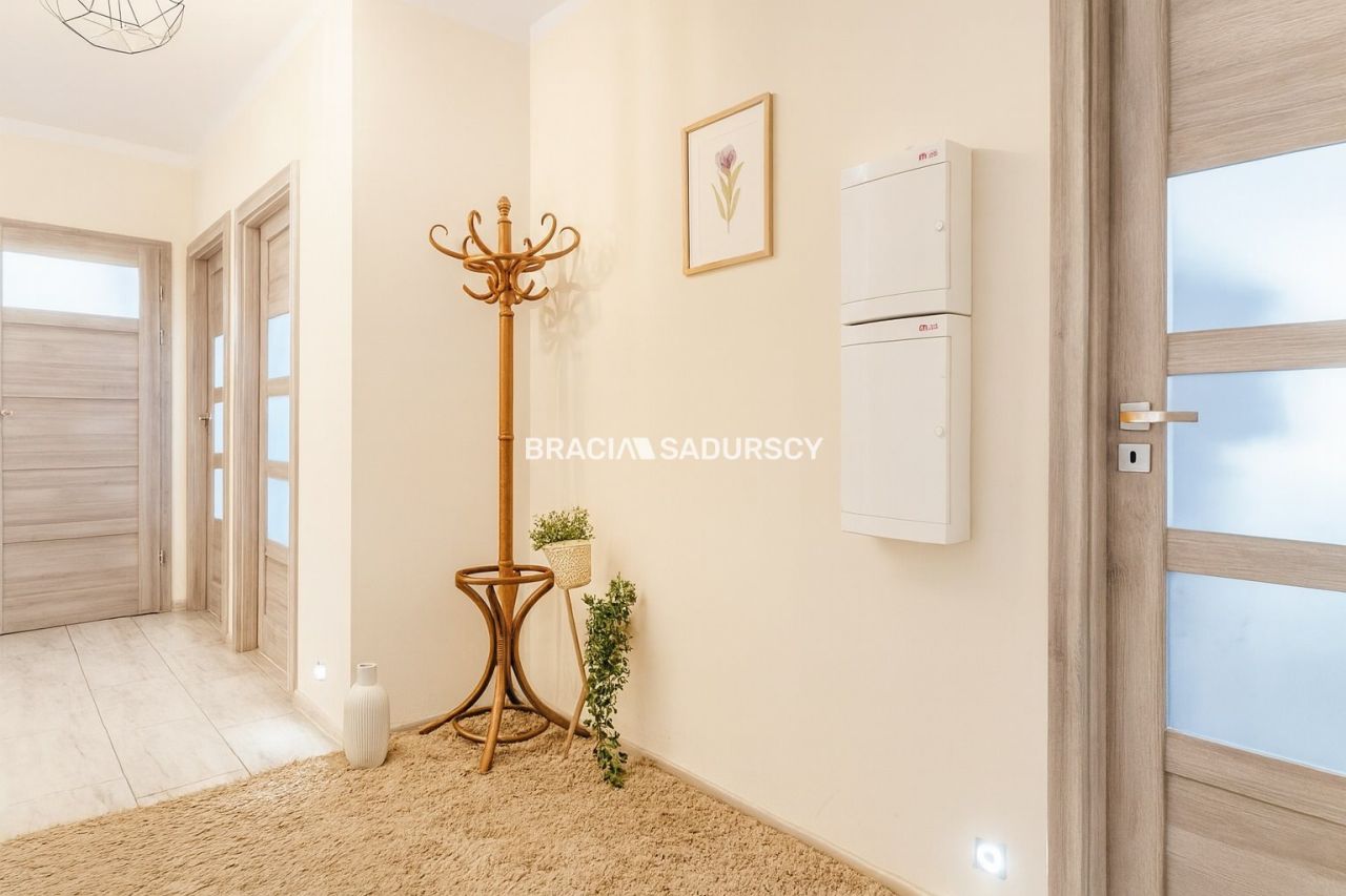 Mieszkanie 4-pokojowe Kraków Podgórze Duchackie, ul. Przyjaźni Polsko-Węgierskiej. Zdjęcie 17