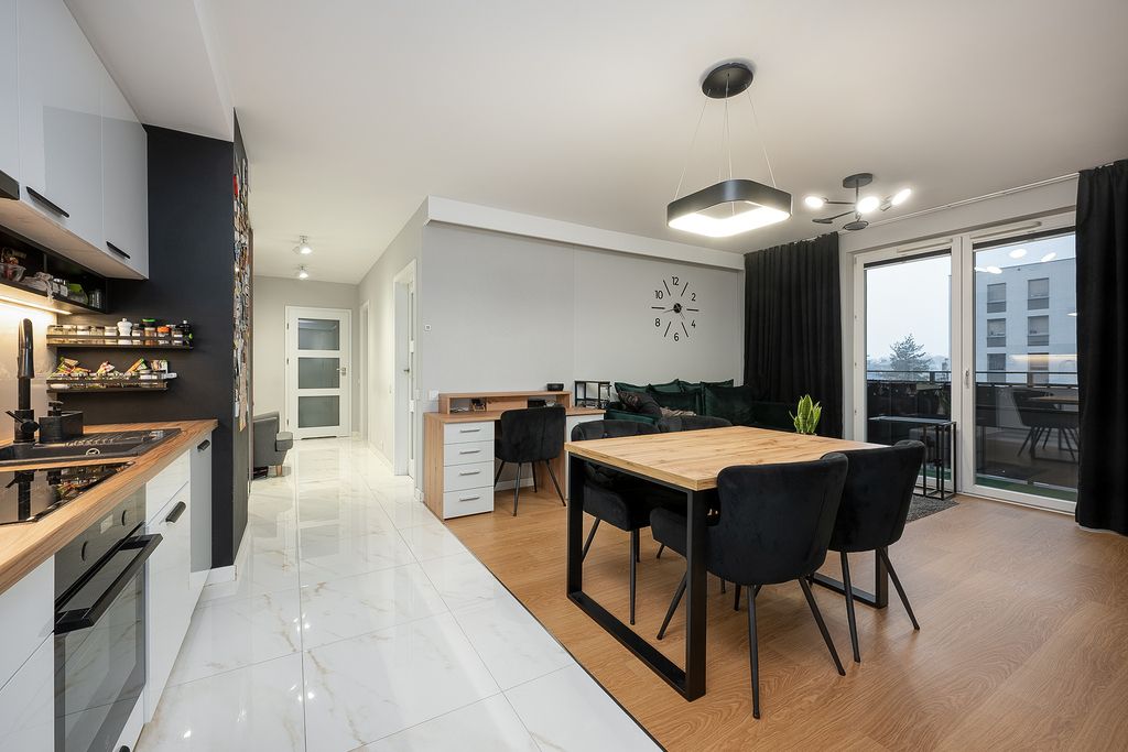 Mieszkanie 3-pokojowe Łódź, ul. Senatorska