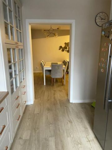 dom wolnostojący, 6 pokoi Płock Międzytorze, ul. Źródlana. Zdjęcie 1