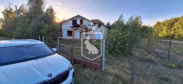 dom wolnostojący, 4 pokoje Trojany. Zdjęcie 1