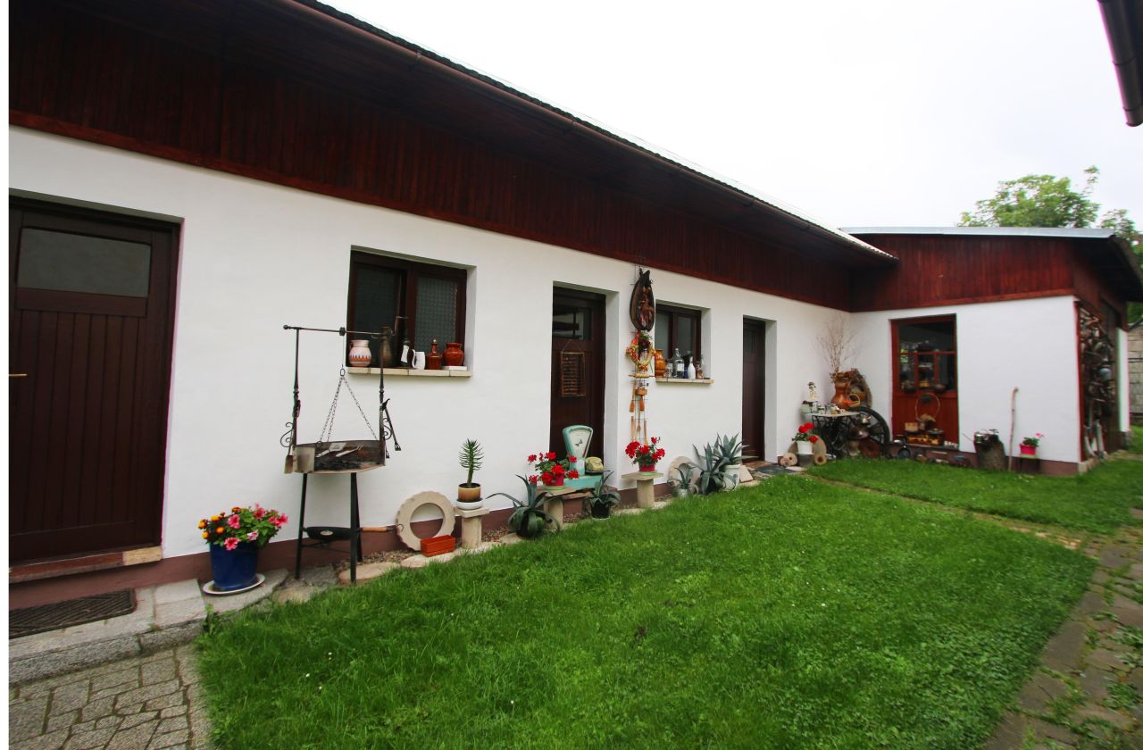 dom wolnostojący, 10 pokoi Polanica-Zdrój Sokołówka, ul. Bolesława Prusa. Zdjęcie 2