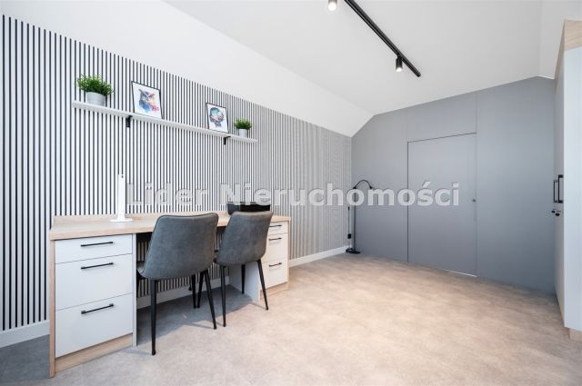 dom wolnostojący, 6 pokoi Bychlew. Zdjęcie 17