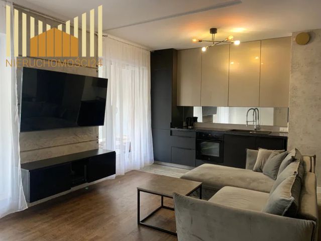 Mieszkanie 3-pokojowe Warszawa Praga, ul. Szwedzka. Zdjęcie 2