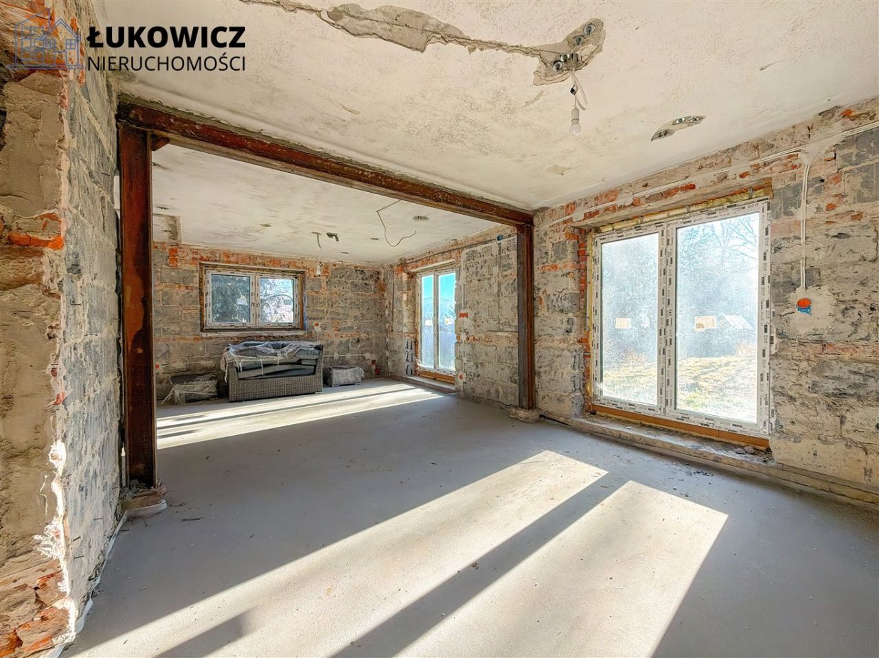 dom wolnostojący, 15 pokoi Jeleśnia. Zdjęcie 8