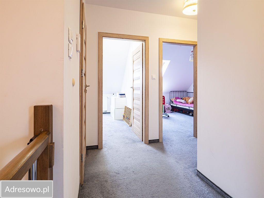 Mieszkanie 5-pokojowe Iwiny, ul. Buforowa. Zdjęcie 17