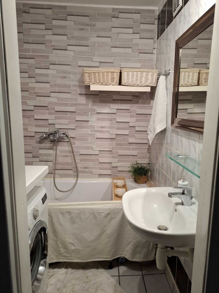 Mieszkanie 3-pokojowe Człuchów, os. gen. Władysława Sikorskiego. Zdjęcie 5