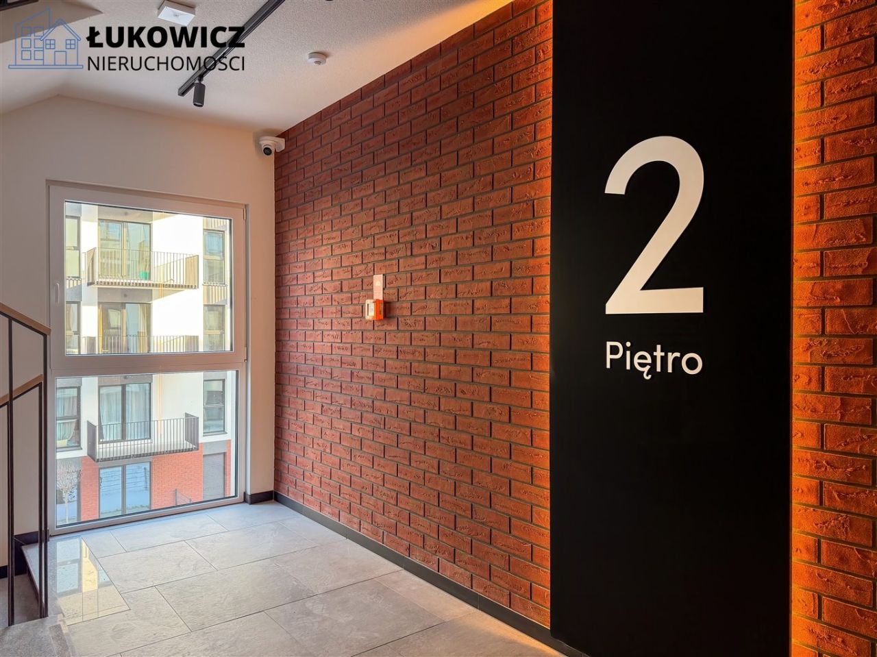 Mieszkanie 2-pokojowe Bielsko-Biała Śródmieście. Zdjęcie 3