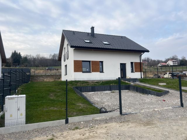 dom wolnostojący, 3 pokoje Sławkowice. Zdjęcie 1