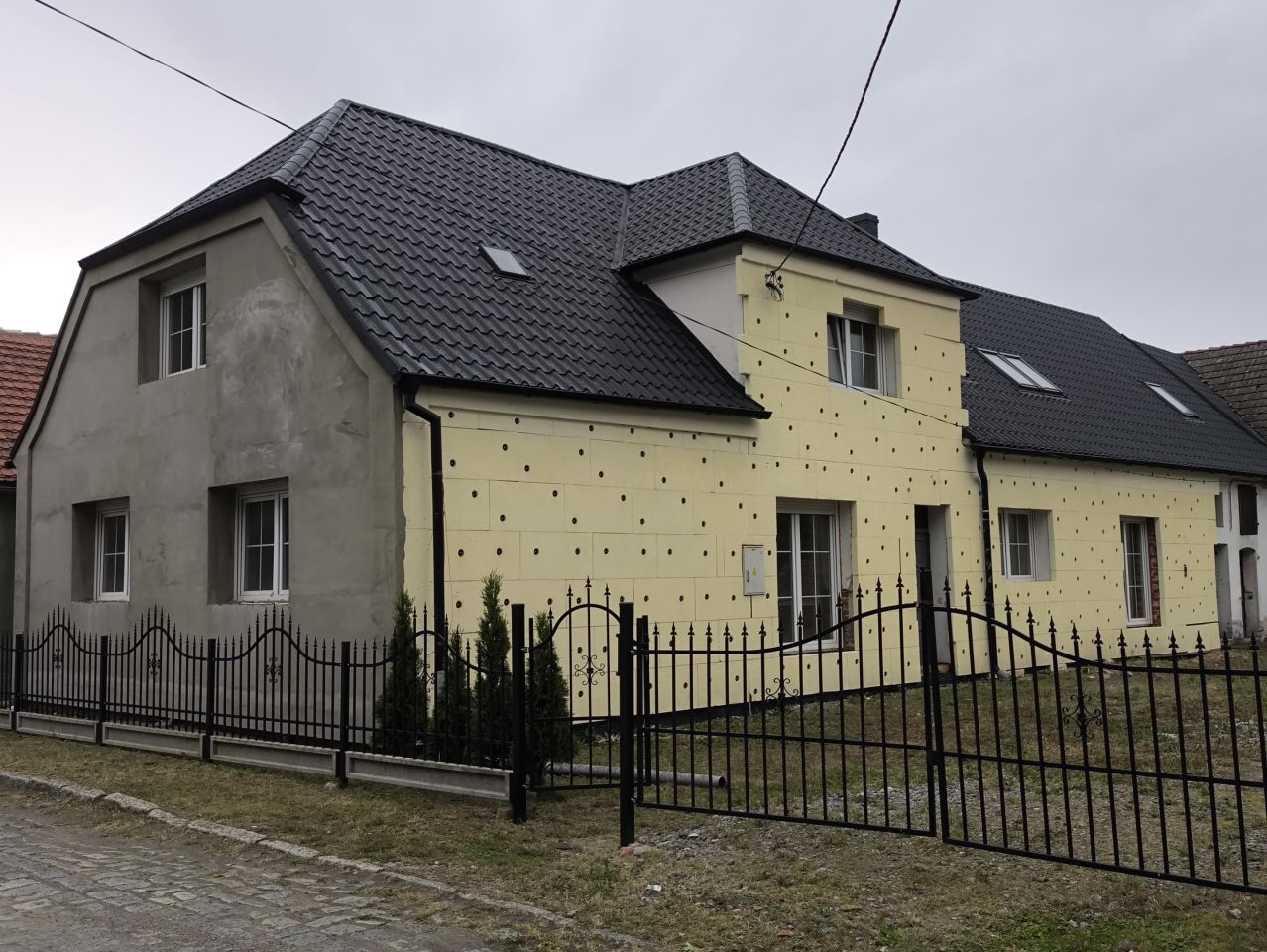 dom wolnostojący Mąkoszyce, ul. Kościelna. Zdjęcie 2