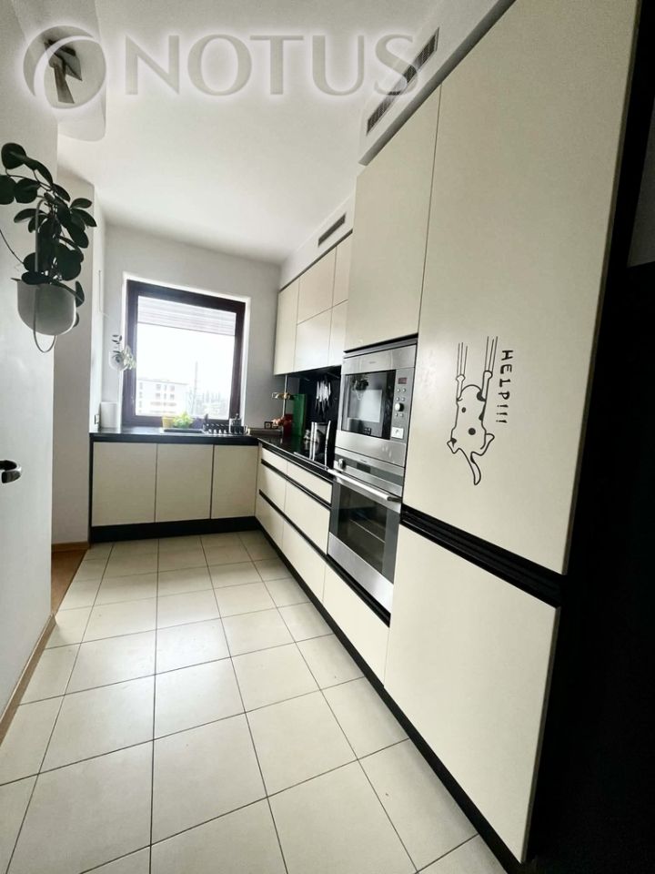 Mieszkanie 3-pokojowe Kraków Śródmieście, ul. Kazimierza Chałupnika. Zdjęcie 3