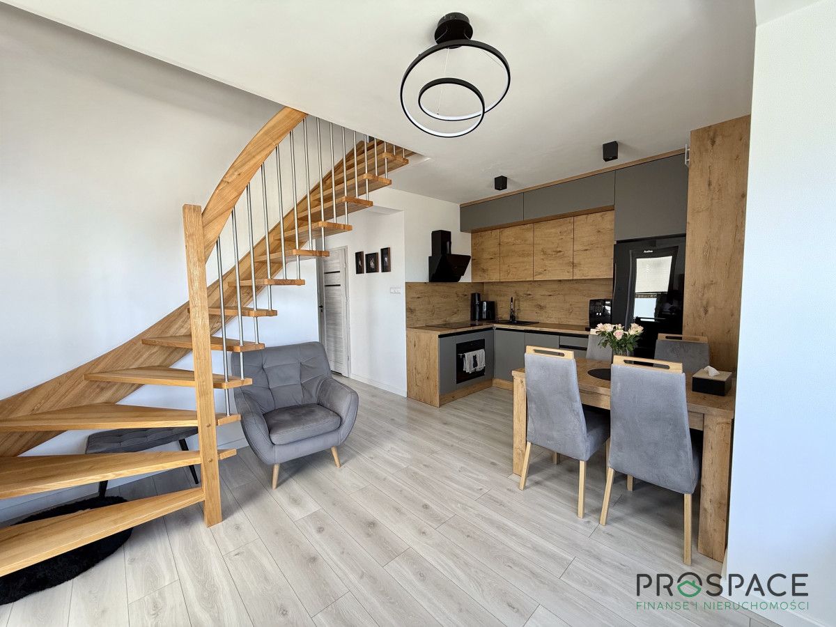 Mieszkanie 4-pokojowe Zielona Góra, ul. Franciszka Rzeźniczaka. Zdjęcie 2