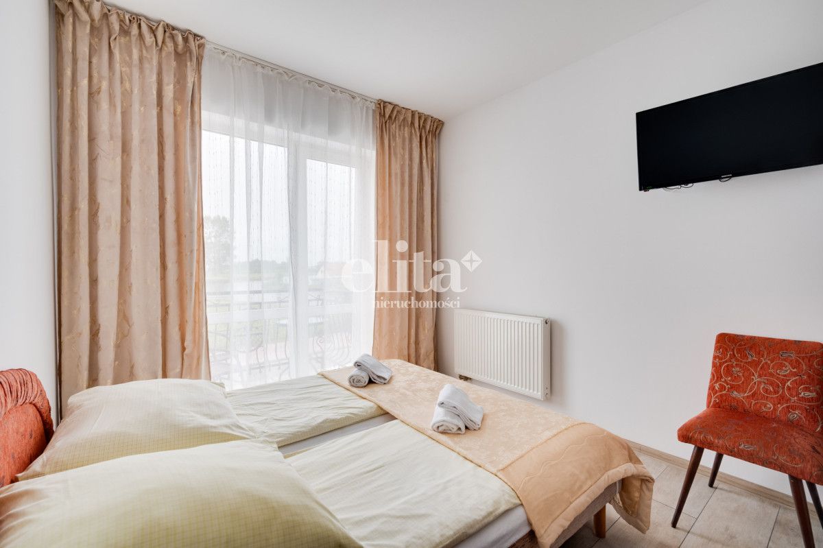 Hotel/pensjonat Łeba, ul. Sienkiewicza. Zdjęcie 7