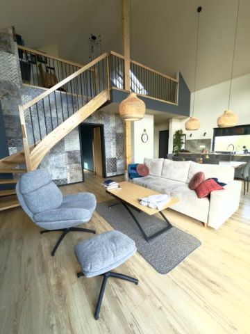 dom wolnostojący, 3 pokoje Jaźwiny. Zdjęcie 2