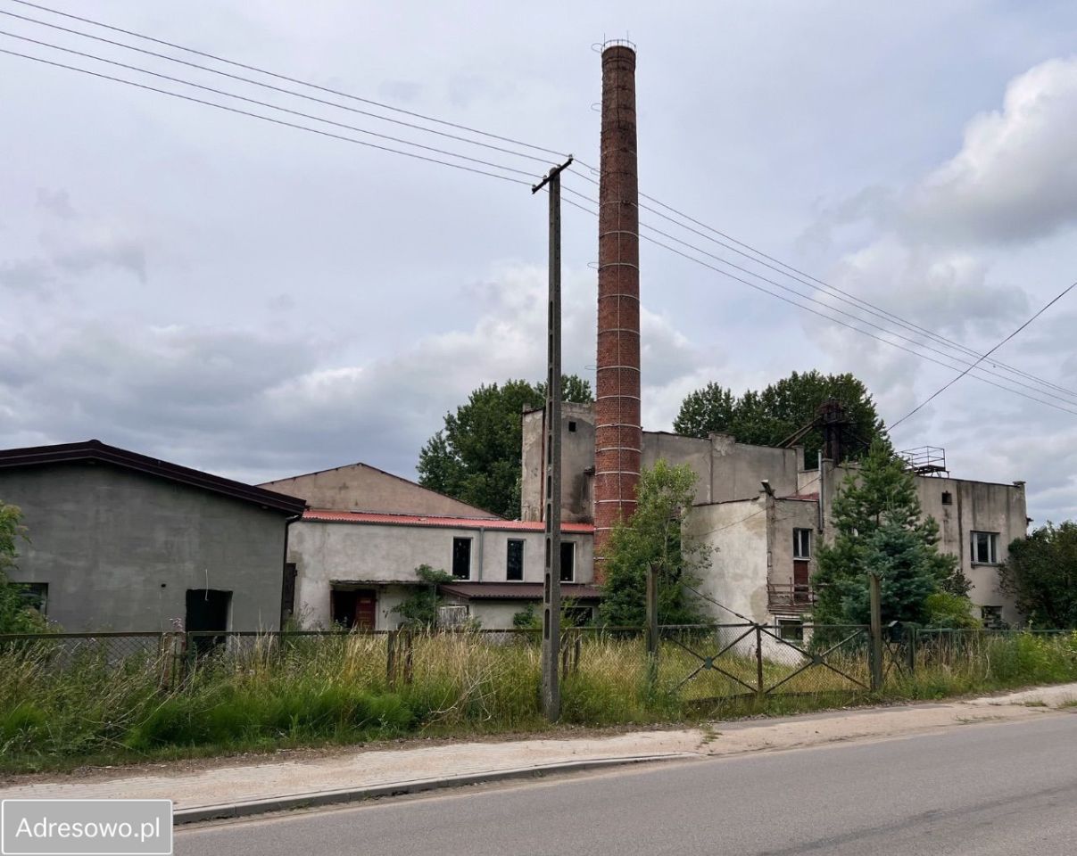 Hala/magazyn Kisiny. Zdjęcie 3