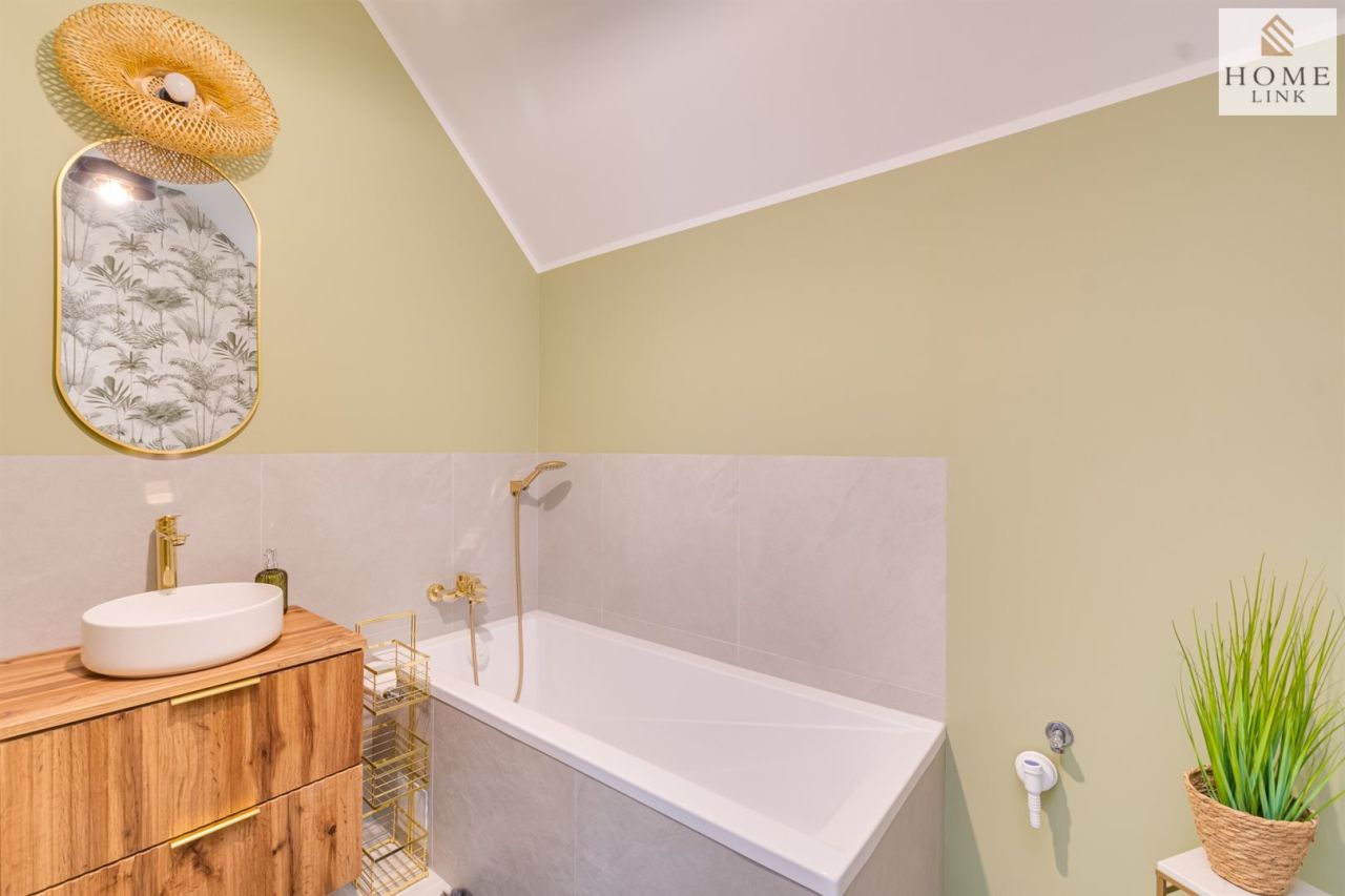 dom szeregowy, 4 pokoje Różnowo. Zdjęcie 3