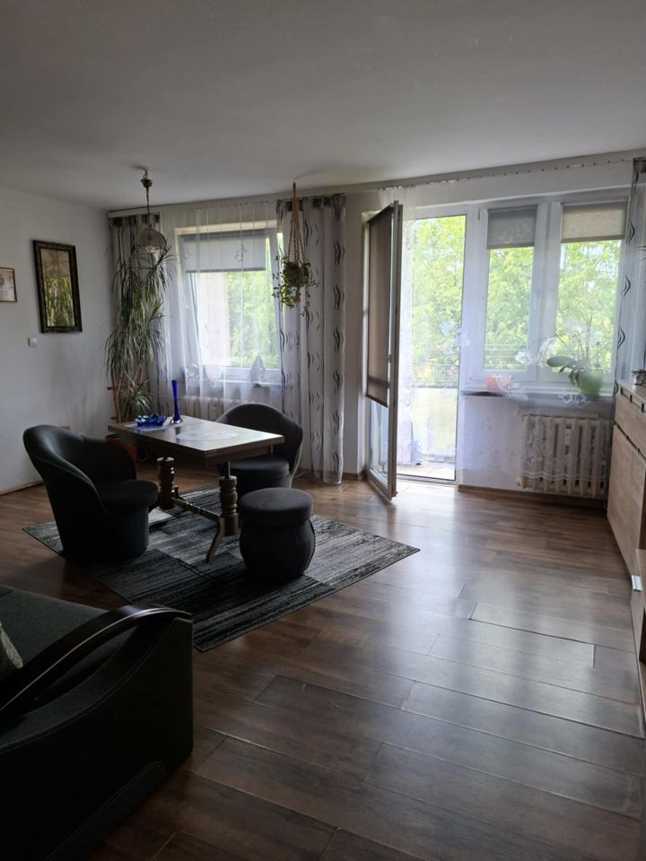 Mieszkanie 3-pokojowe Ustrzyki Dolne, ul. Pionierska. Zdjęcie 9