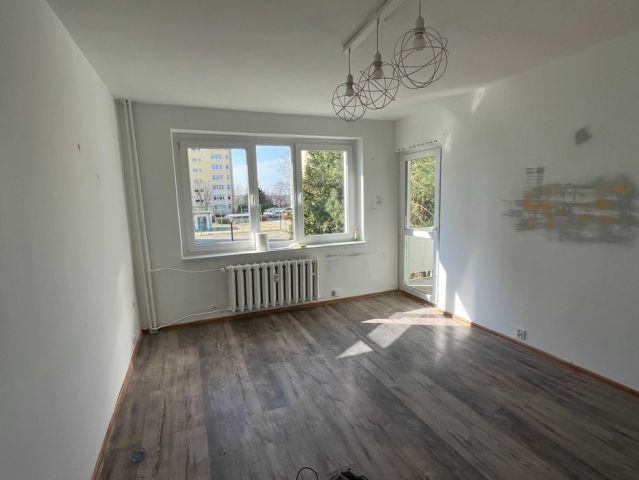 Mieszkanie 3-pokojowe Gorzów Wielkopolski, ul. Walerego Wróblewskiego. Zdjęcie 1