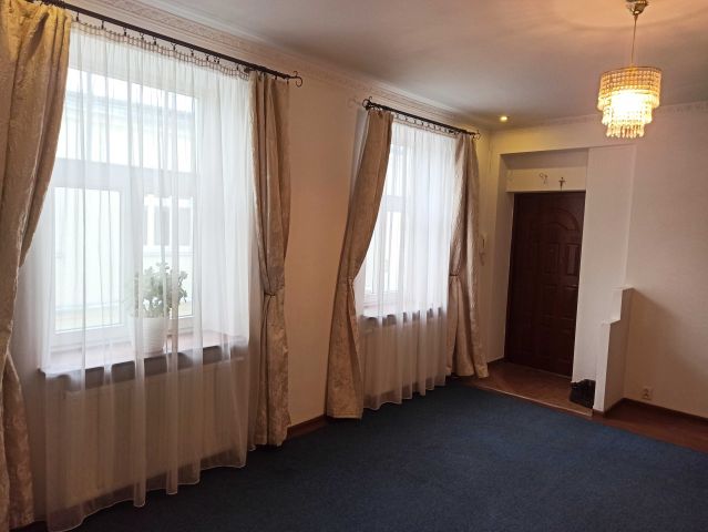 Mieszkanie 4-pokojowe Lublin Śródmieście, ul. Kapucyńska. Zdjęcie 1