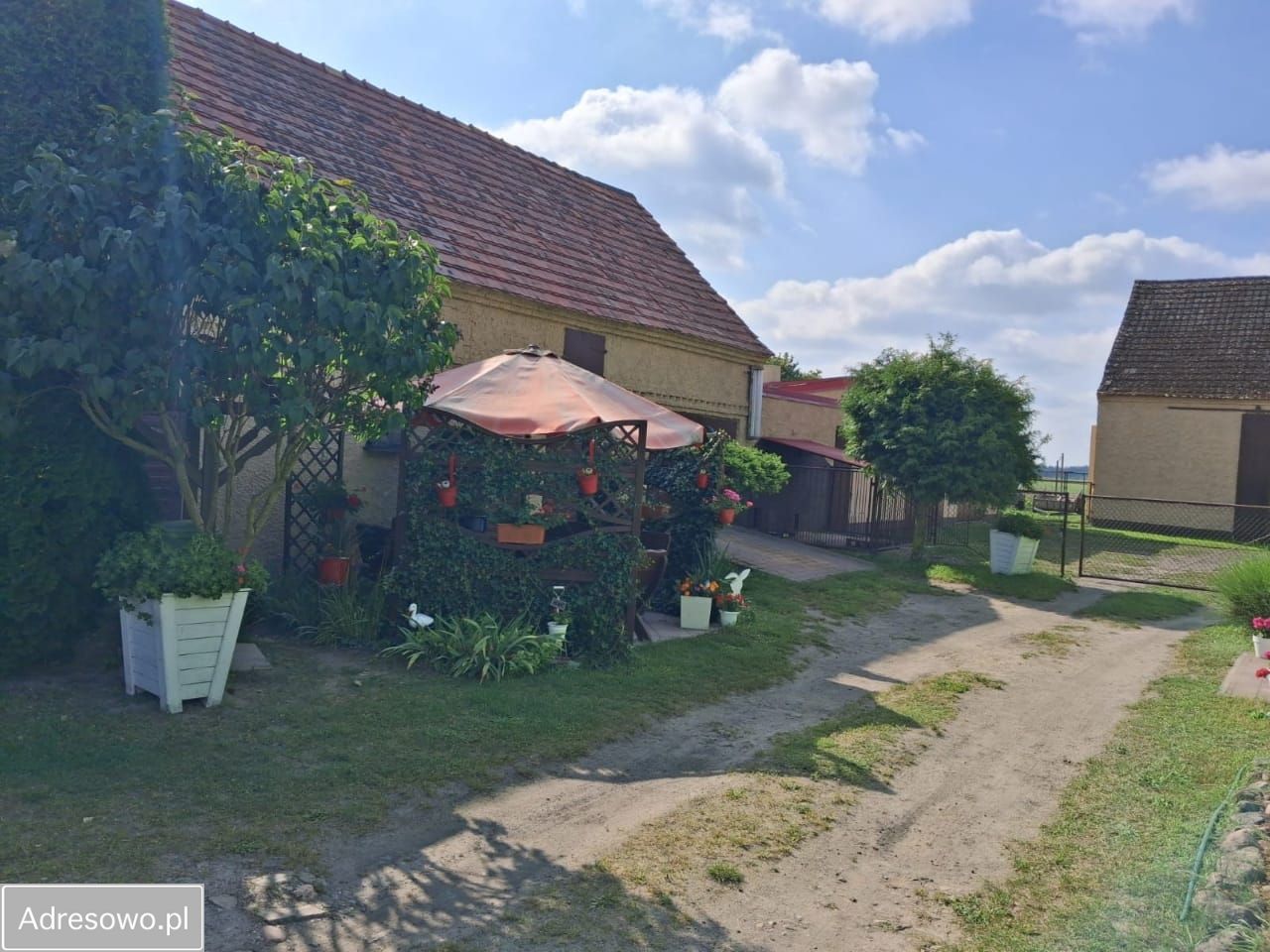 dom wolnostojący, 7 pokoi Ciosaniec. Zdjęcie 5