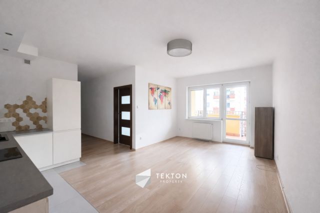 Mieszkanie 3-pokojowe Warszawa Ursus, ul. Tomcia Palucha. Zdjęcie 2