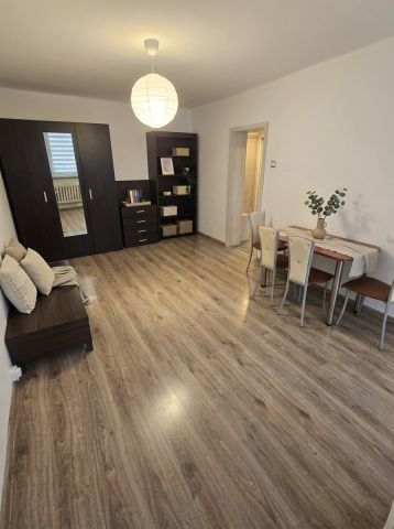 Mieszkanie 2-pokojowe Kęty Centrum, os. kard. Stefana Wyszyńskiego. Zdjęcie 5