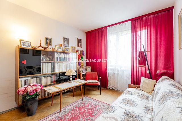 Mieszkanie 3-pokojowe Kraków Bieżanów, ul. Erazma Jerzmanowskiego. Zdjęcie 2