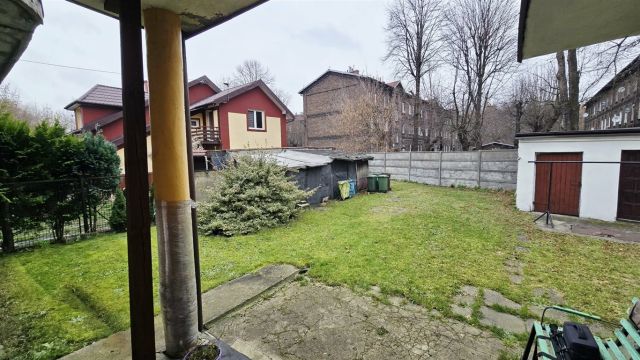 dom wolnostojący, 8 pokoi Dąbrowa Górnicza Zielona, ul. Juliana Polcera. Zdjęcie 25