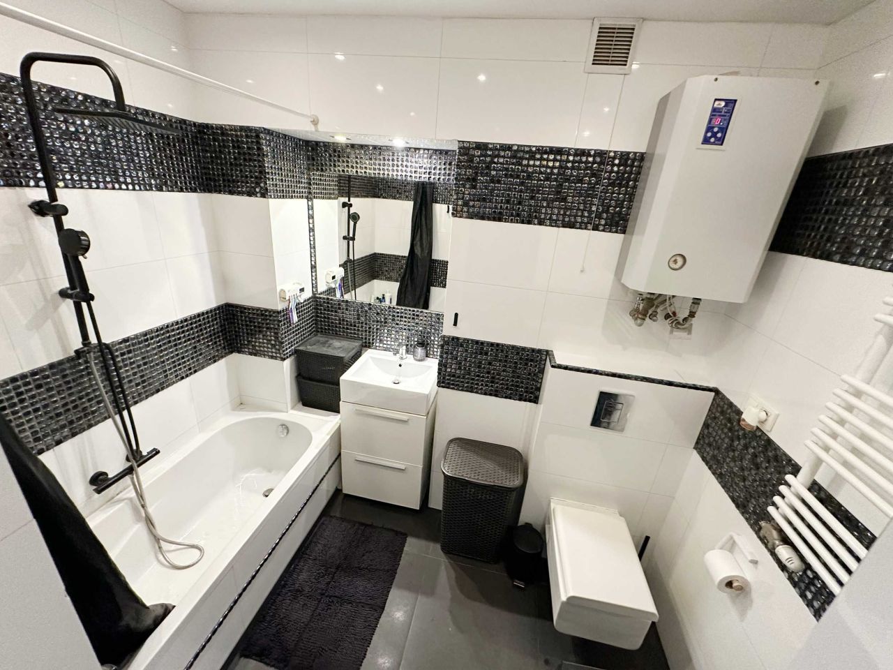 Mieszkanie 4-pokojowe Kraków Opatkowice, ul. Władysława Taklińskiego. Zdjęcie 2