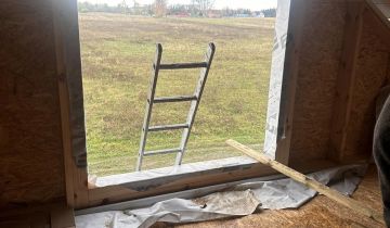 dom wolnostojący, 5 pokoi Śmiechów