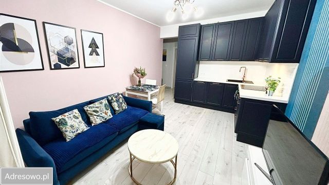 Mieszkanie 3-pokojowe Rumia, ul. Dębogórska. Zdjęcie 1