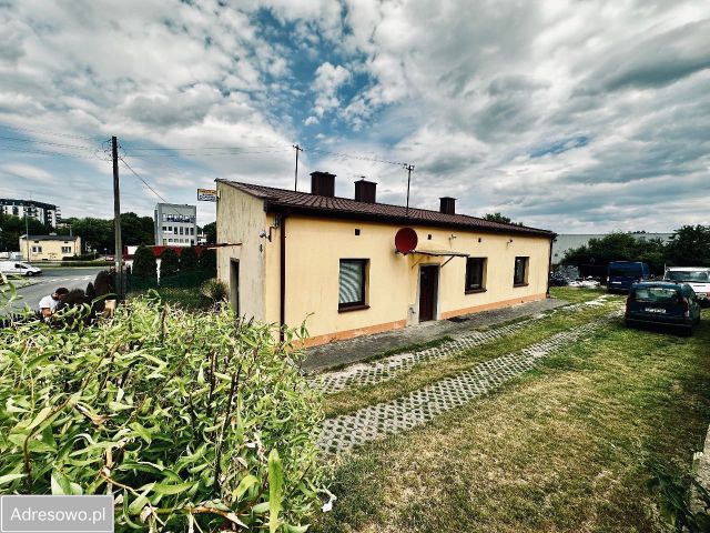 dom wolnostojący, 3 pokoje Piotrków Trybunalski Śródmieście, ul. Dzielna. Zdjęcie 1